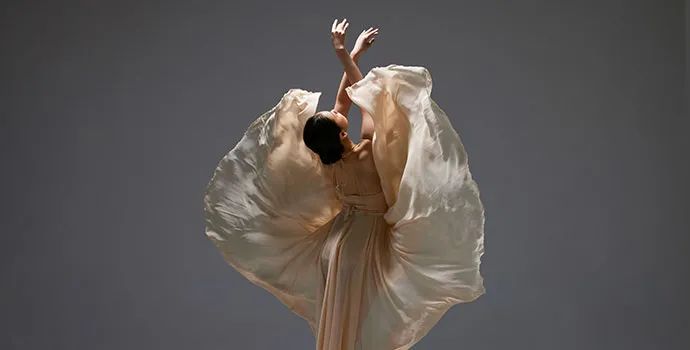 萍图名师讲座丨民族舞蹈的异彩缤纷之美